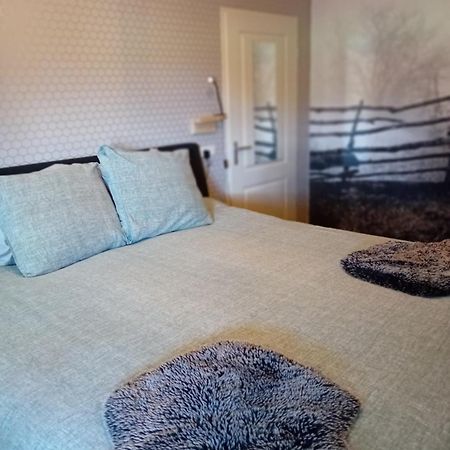 B&B Typisch Lelies Liessel Luaran gambar