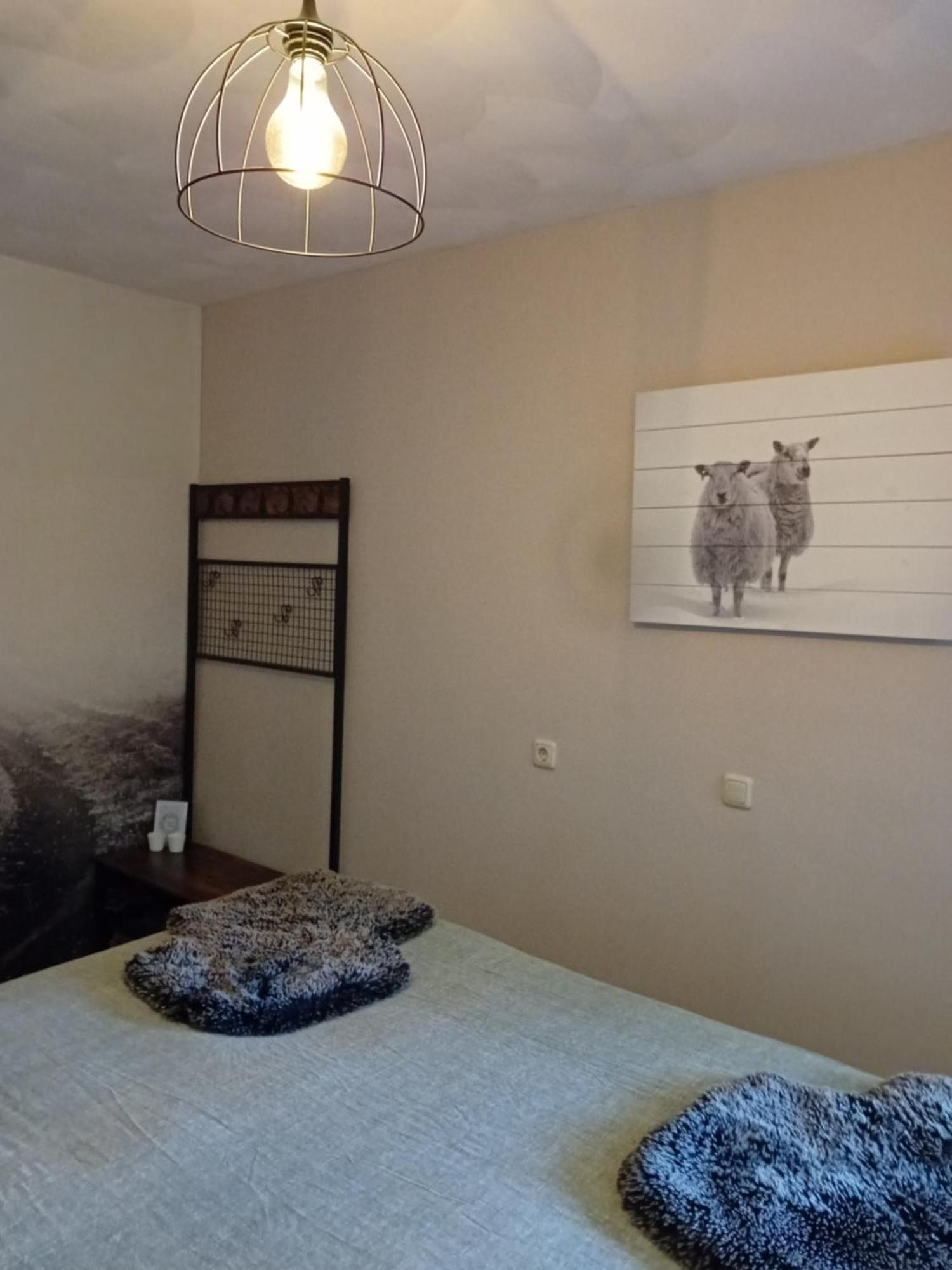 B&B Typisch Lelies Liessel Luaran gambar